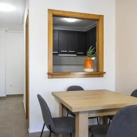 アパート San Julian Id67 *